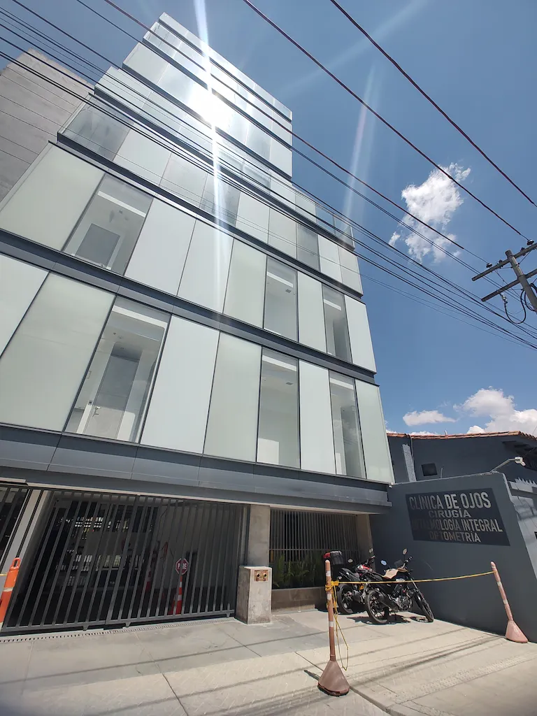 Fachada Clínica de Ojos